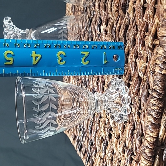 Set of (4) Liquor Cocktail Laurel (Gray Cut) by Anchor Hocking - Picture 8 of 9